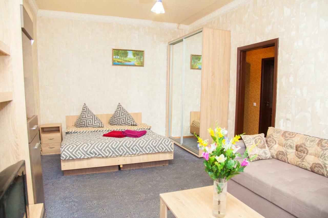 Semi-Luxury Apt On 82 Nezalezhnoi Ukrаiny Street Near Intourist Hotel Zaporizhia Zewnętrze zdjęcie